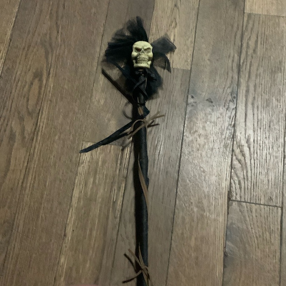 Skull Wand. AR